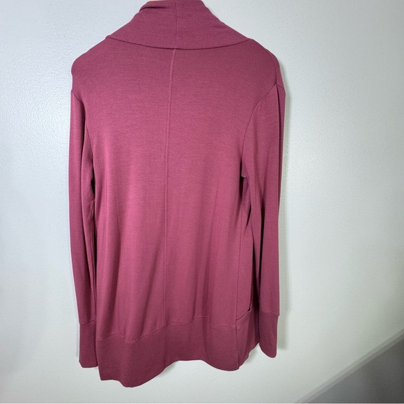 athleta  pranayama open front nirvana wrap in victorian berry size xs - Picture 8 of 10